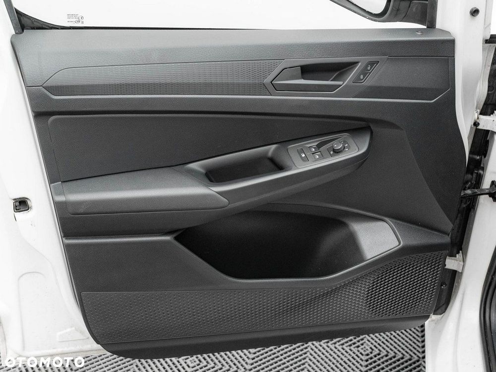 Volkswagen Caddy - 10