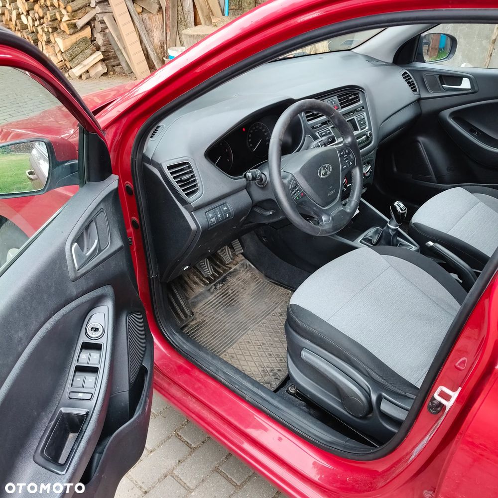 Hyundai i20 1.4 CRDi Premium - 6