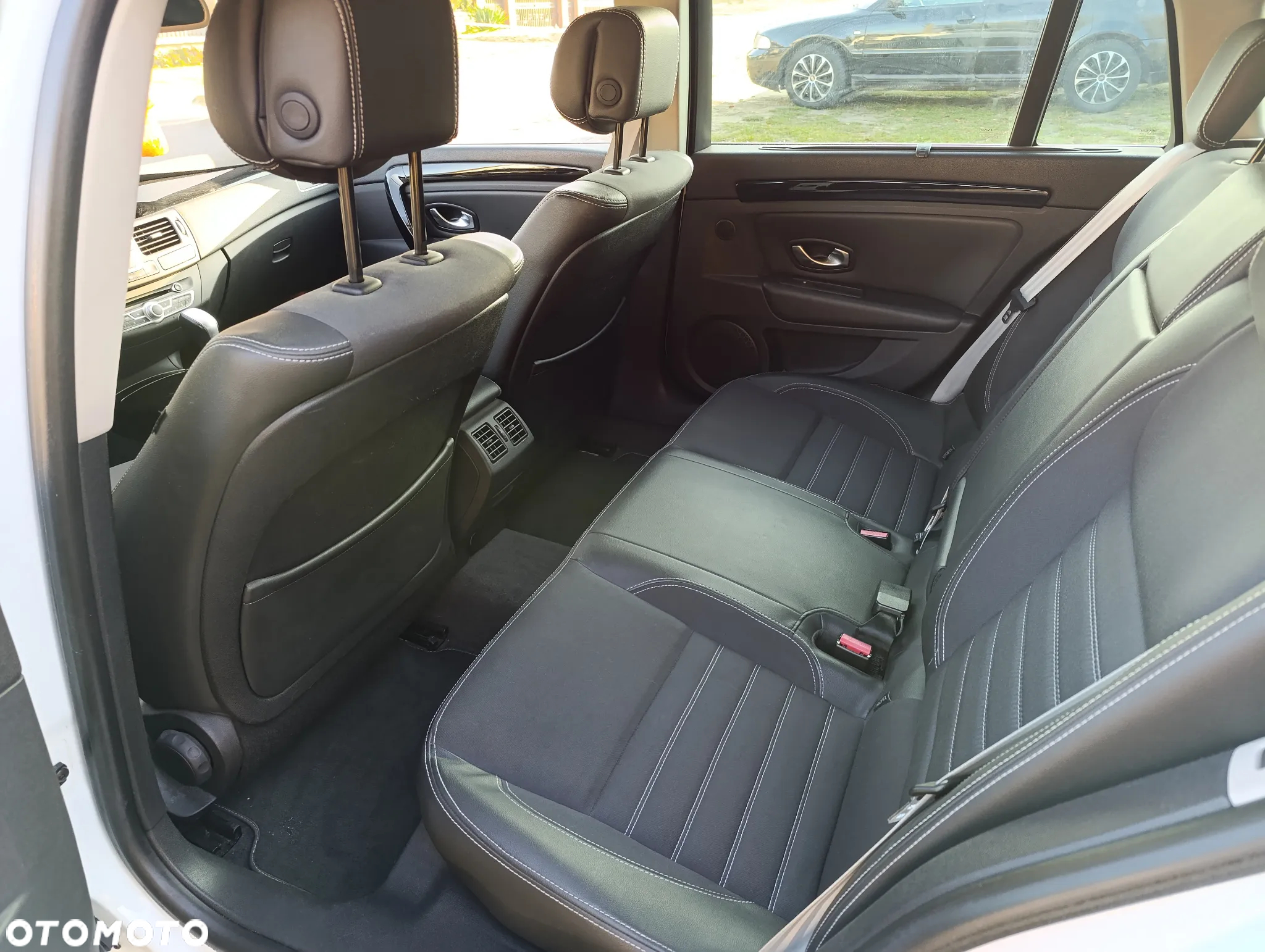 Renault Laguna 2.0 T Bose Edition - 11