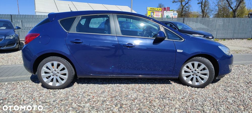 Opel Astra 1.6 ECOFLEX Start/Stop Edition - 14