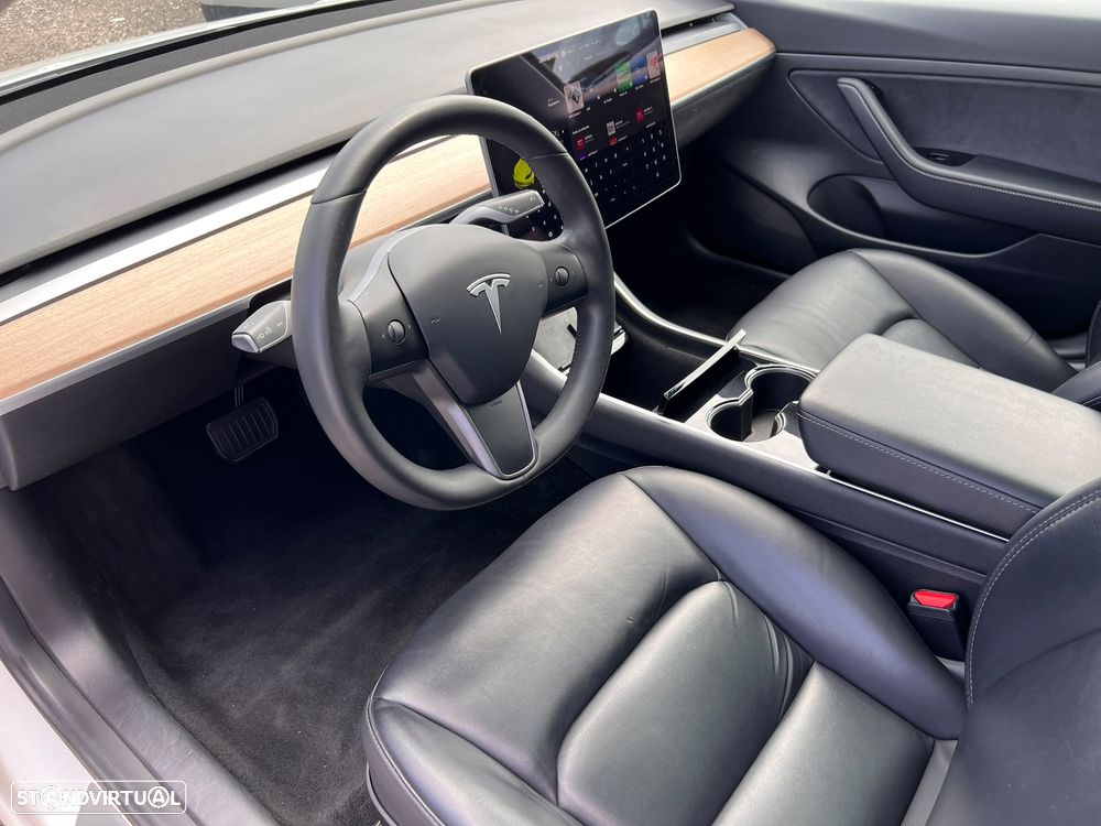 Tesla Model 3 Standard Range Plus RWD - 11