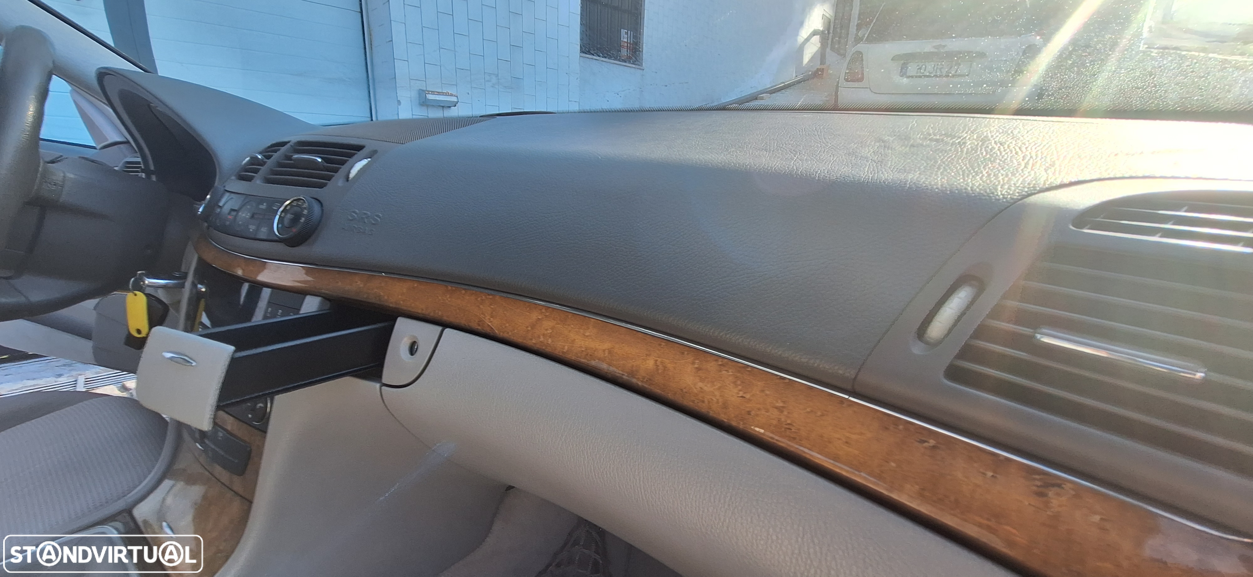 Mercedes-Benz E 220 CDi Avantgarde - 18