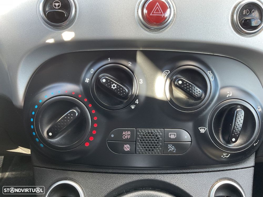 Fiat 500C 1.0 Hybrid Connect - 30