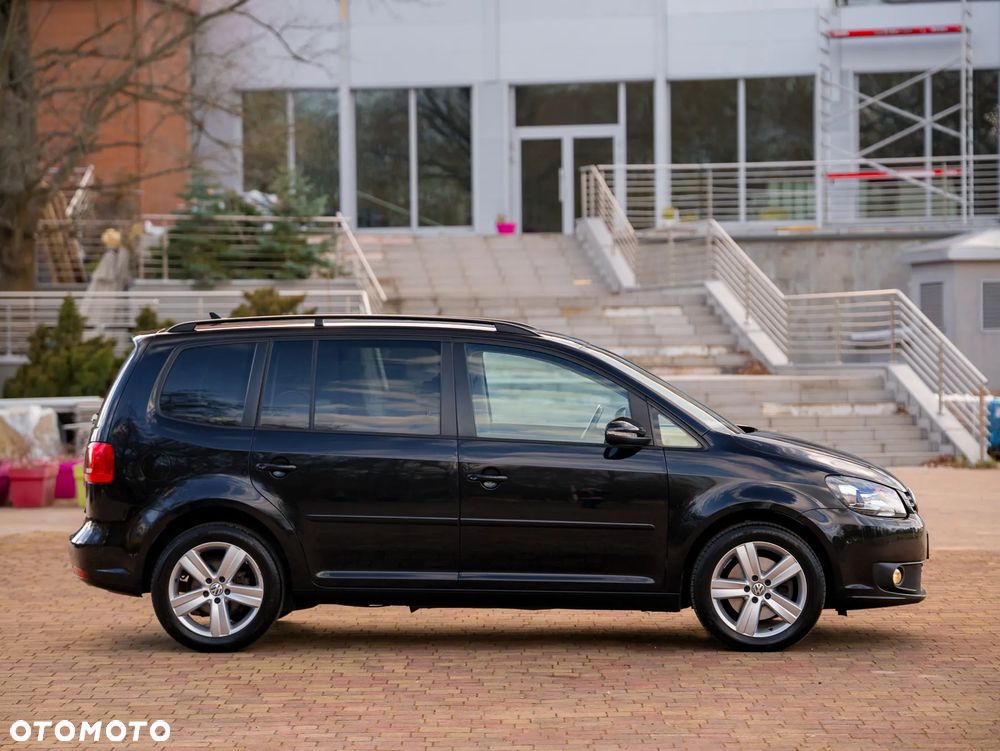 Volkswagen Touran 2.0 TDI DPF BlueMotion Technology DSG Life - 11