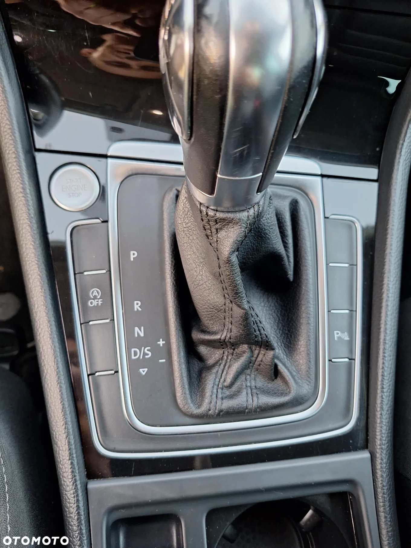 Volkswagen Golf VII 2.0 TDI BMT Highline DSG - 28