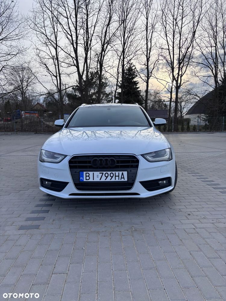 Audi A4 Avant 2.0 TDI DPF S line Sportpaket - 2
