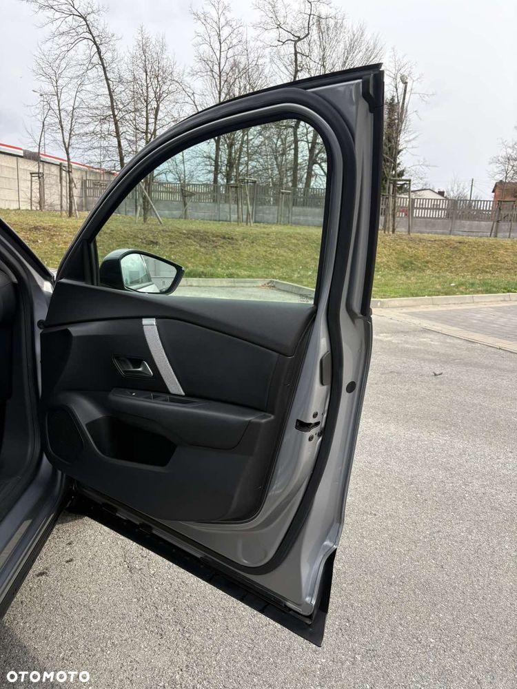 Citroën C4 BlueHDi 130 Stop&Start EAT8 MAX - 33