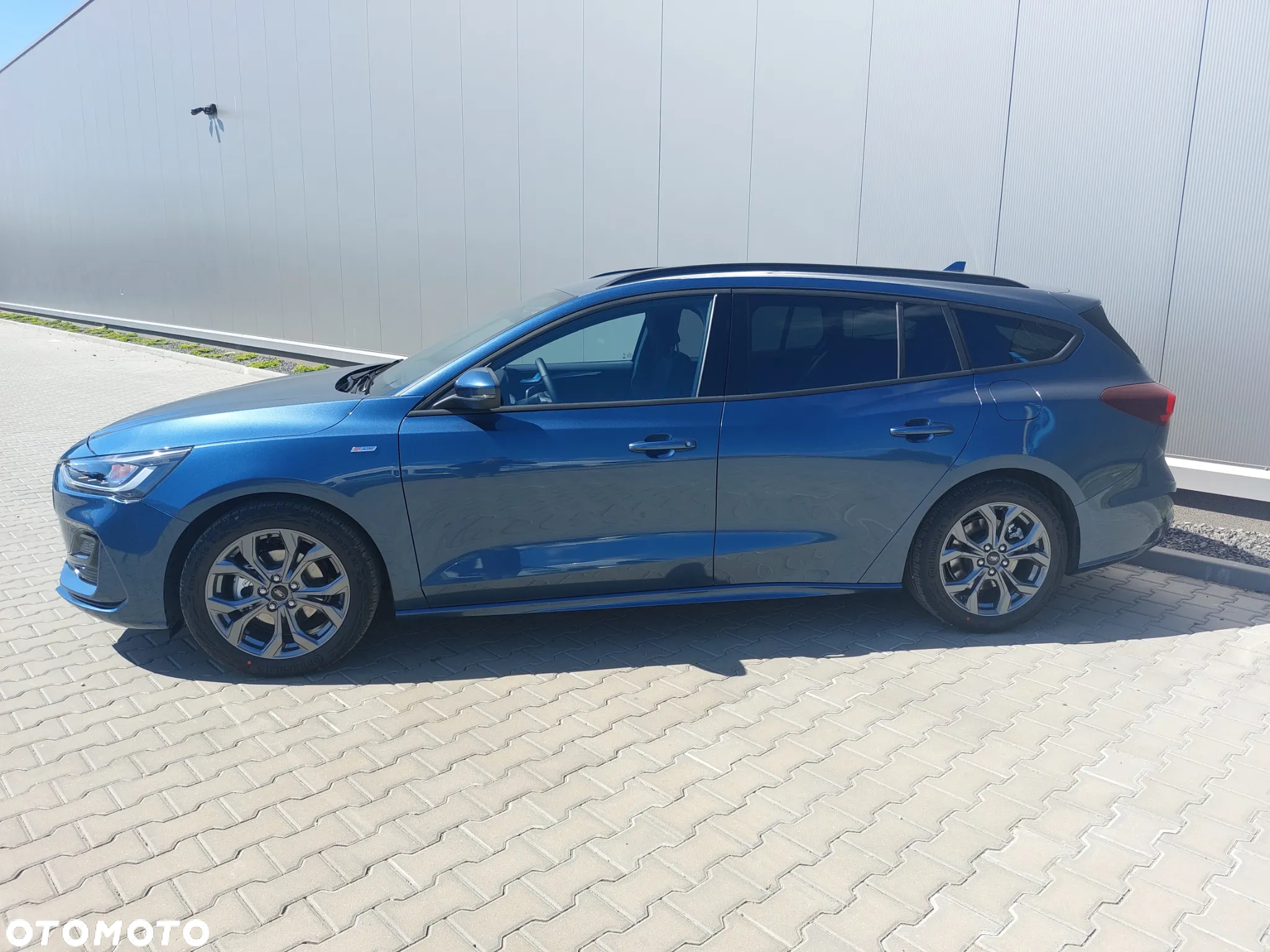 Ford Focus 1.0 EcoBoost mHEV ST-Line X - 2