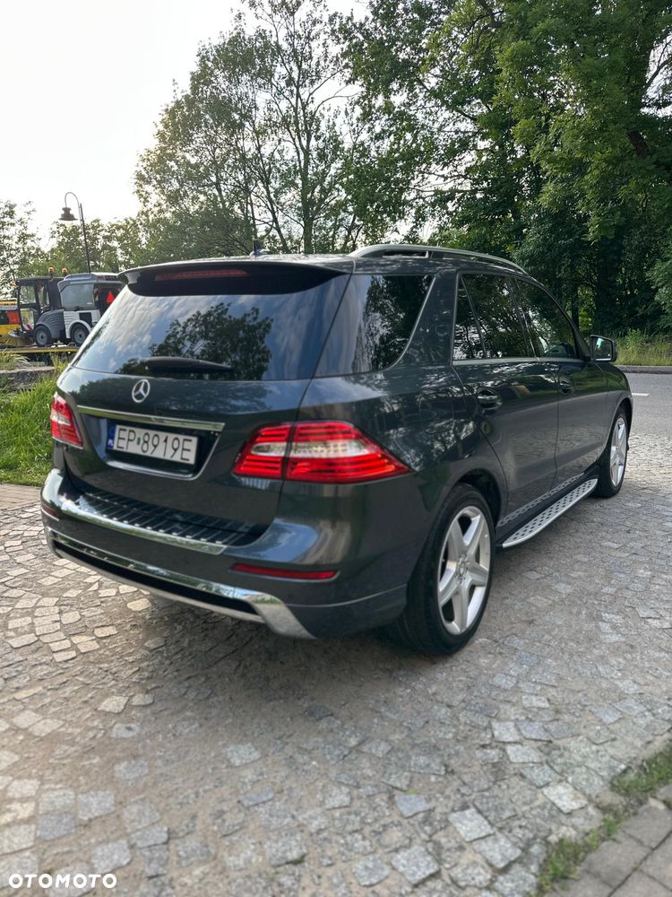 Mercedes-Benz ML 350 BlueTEC 4-Matic - 15
