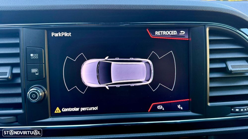 SEAT Leon ST 1.6 TDI S&S DSG FR - 10