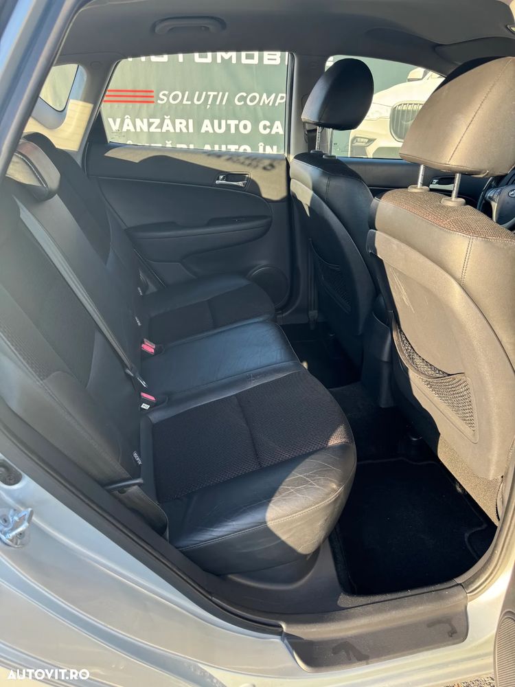 Hyundai i30 1.4 Edition Plus - 9