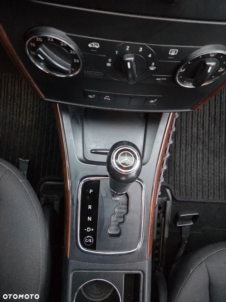 Mercedes-Benz Klasa A 170 Autotronic Elegance - 15