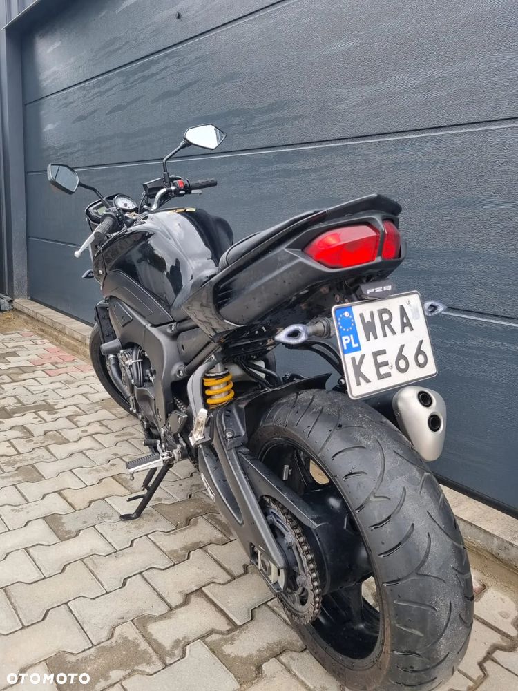 Yamaha FZ8 - 7
