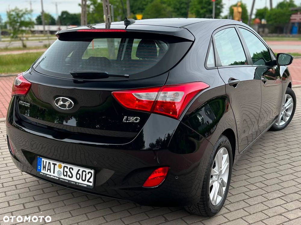 Hyundai i30 1.4 Premium - 4