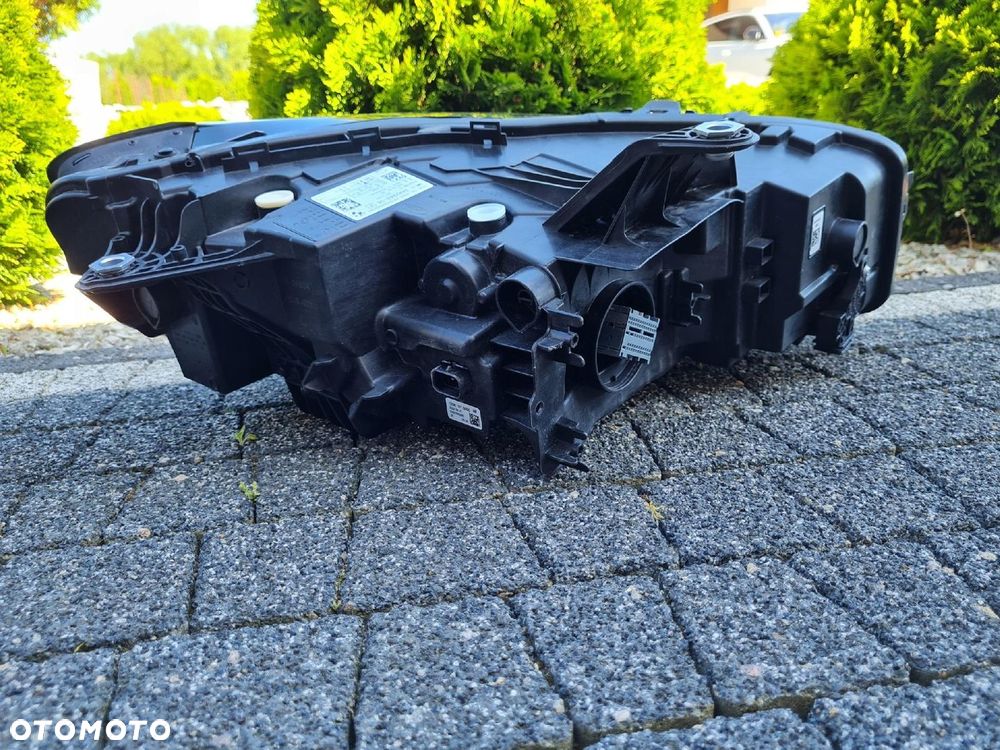 BMW 2 U06 Active Tourer Lampy przód Full Led Base Led 5A42243 5A42244 Okazja - 10