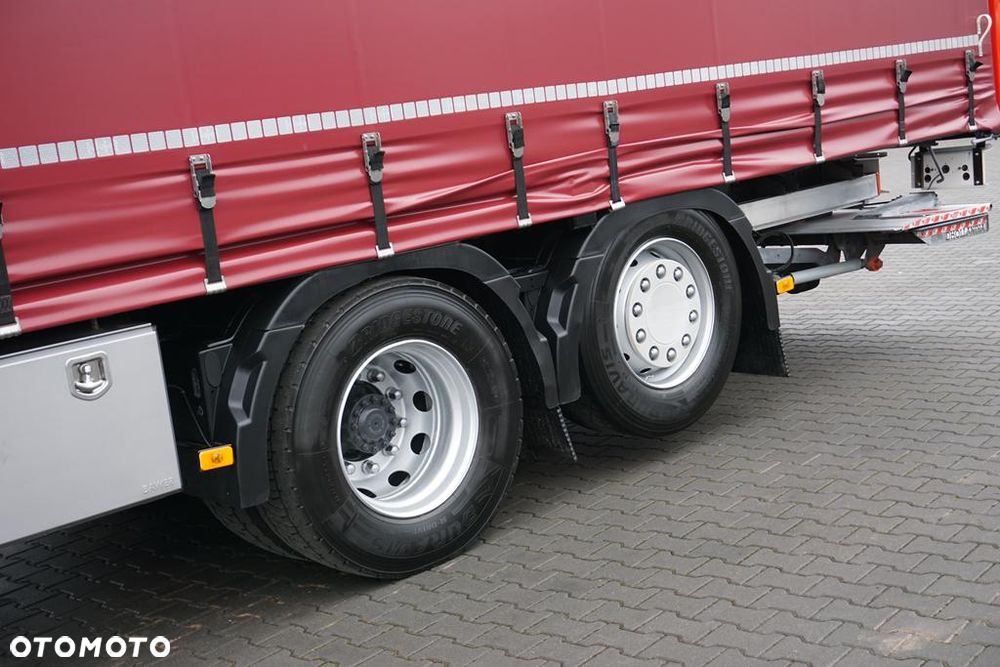 Renault T 380 / ACC / E 6 / FIRANKA + WINDA / 20 PALET / DŁ. 8,2 M / OŚ SKRĘTNA - 19