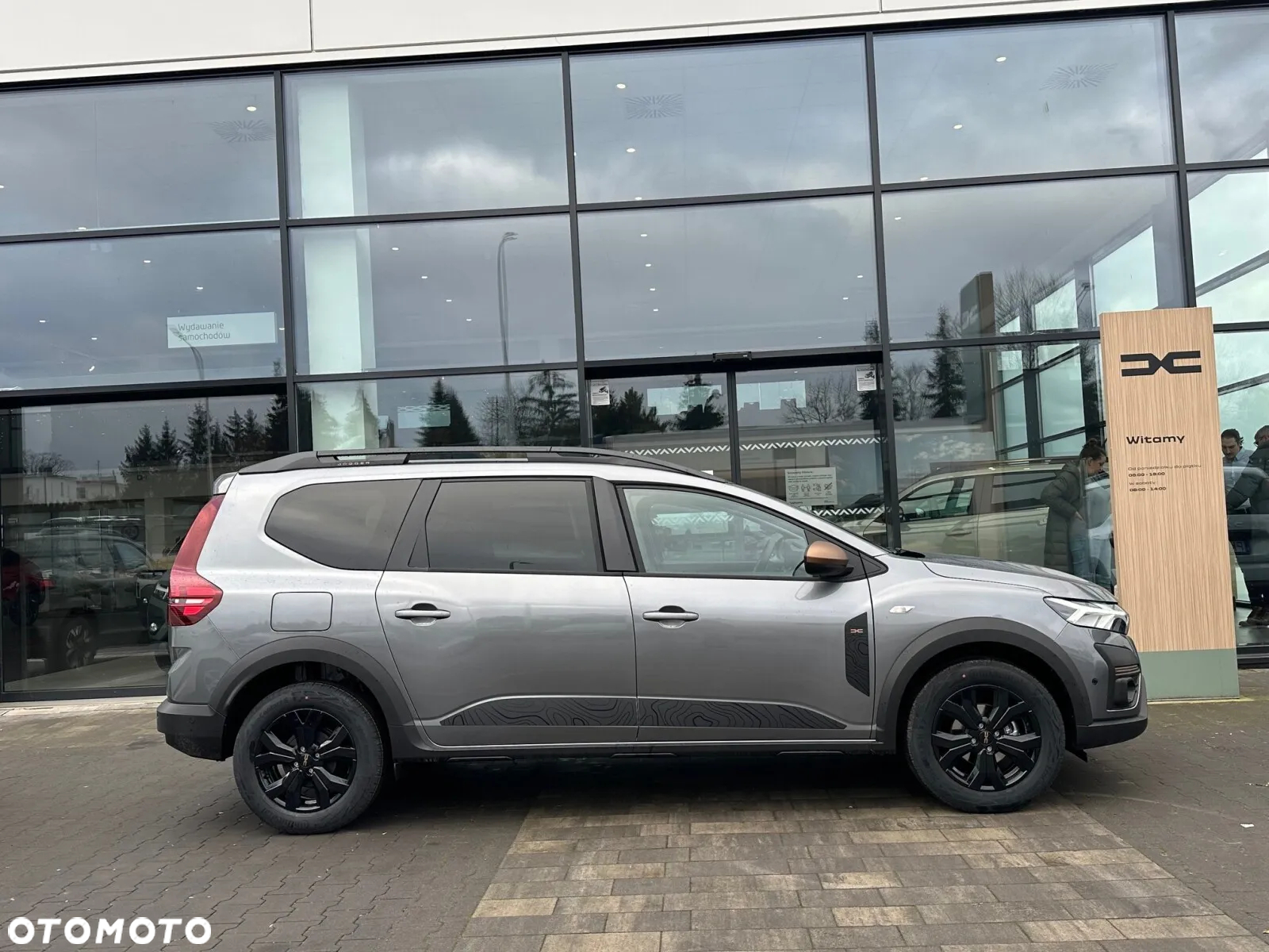 Dacia Jogger 1.6 Full Hybrid 140 Extreme MMT - 3