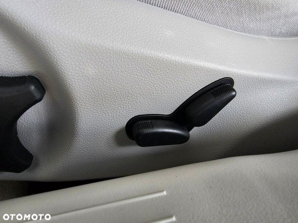 Mercedes-Benz Klasa C 180 Kompressor Automatik Elegance - 19