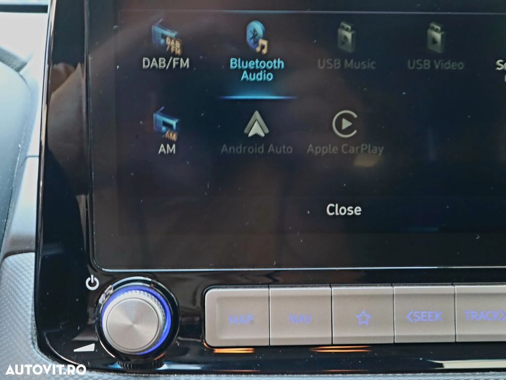 Hyundai KONA Premium - 33