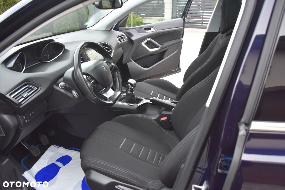 Peugeot 308 BlueHDi 120 Stop & Start Allure - 17