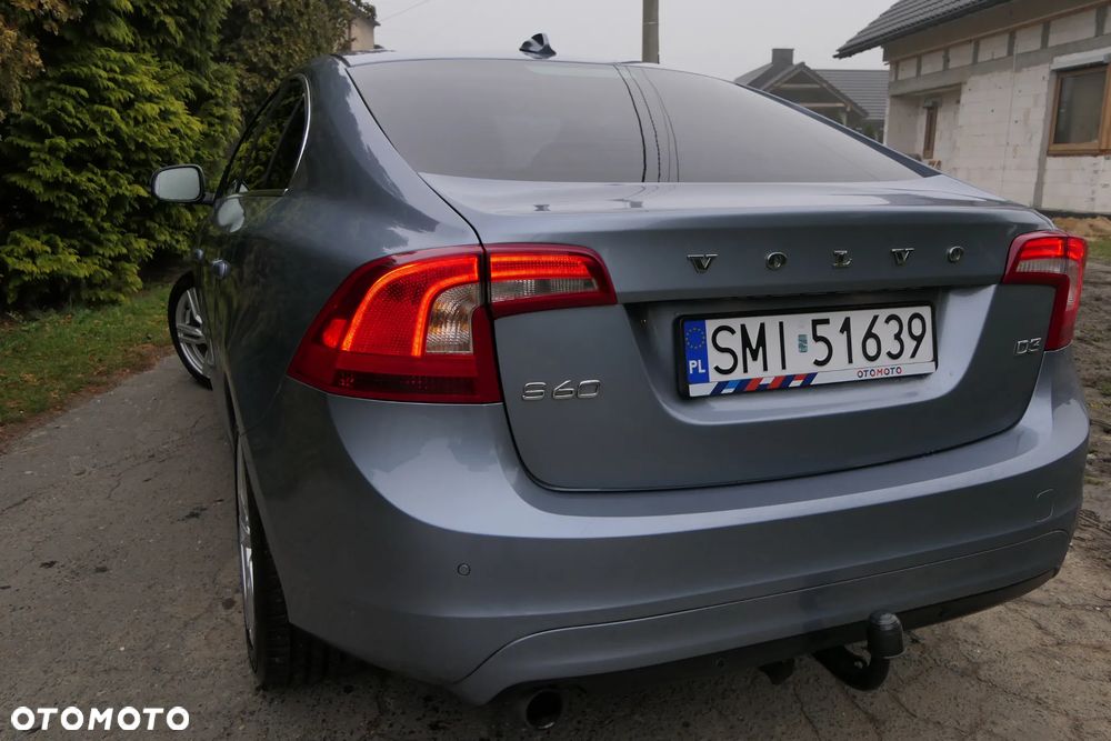 Volvo S60 D3 Drive-E Momentum - 12