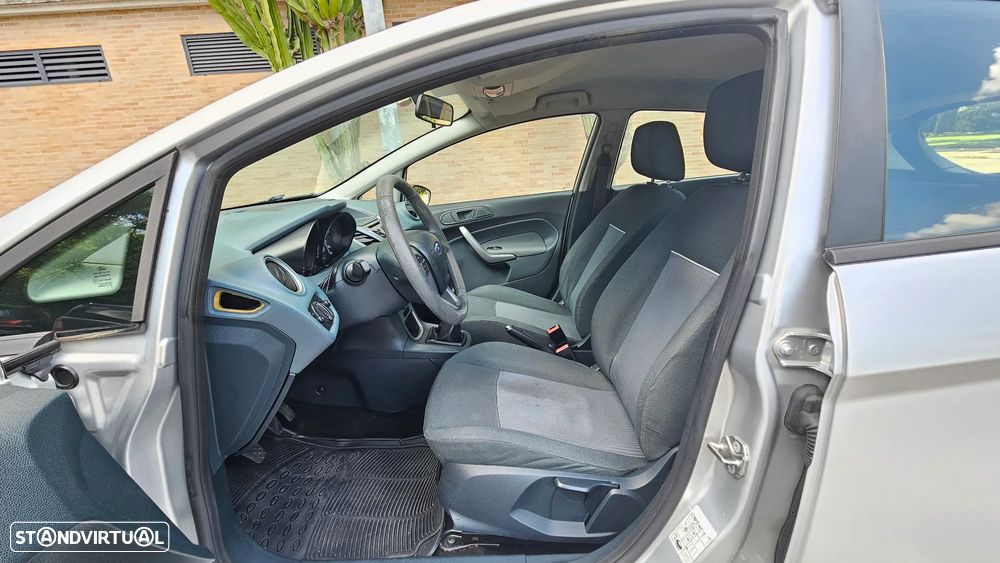 Ford Fiesta 1.4 TDCI Trend - 11