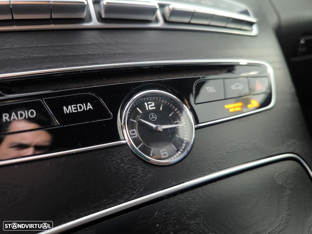 Mercedes-Benz C 200 d Station 7G-TRONIC AMG Line — fotografia 16