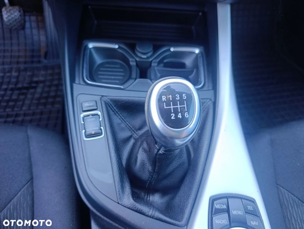 BMW Seria 1 120d BluePerformance - 21
