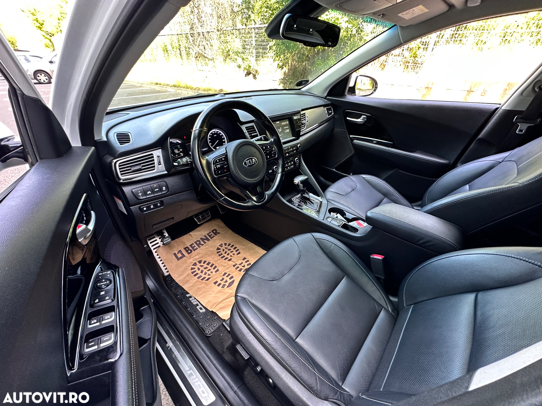 Kia Niro 1.6 GDI 6DCT PHEV Premium - 23