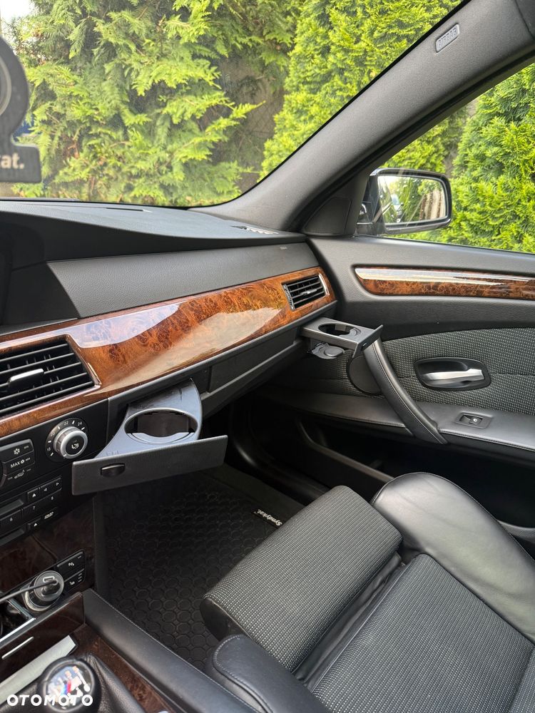 BMW Seria 5 530i - 13