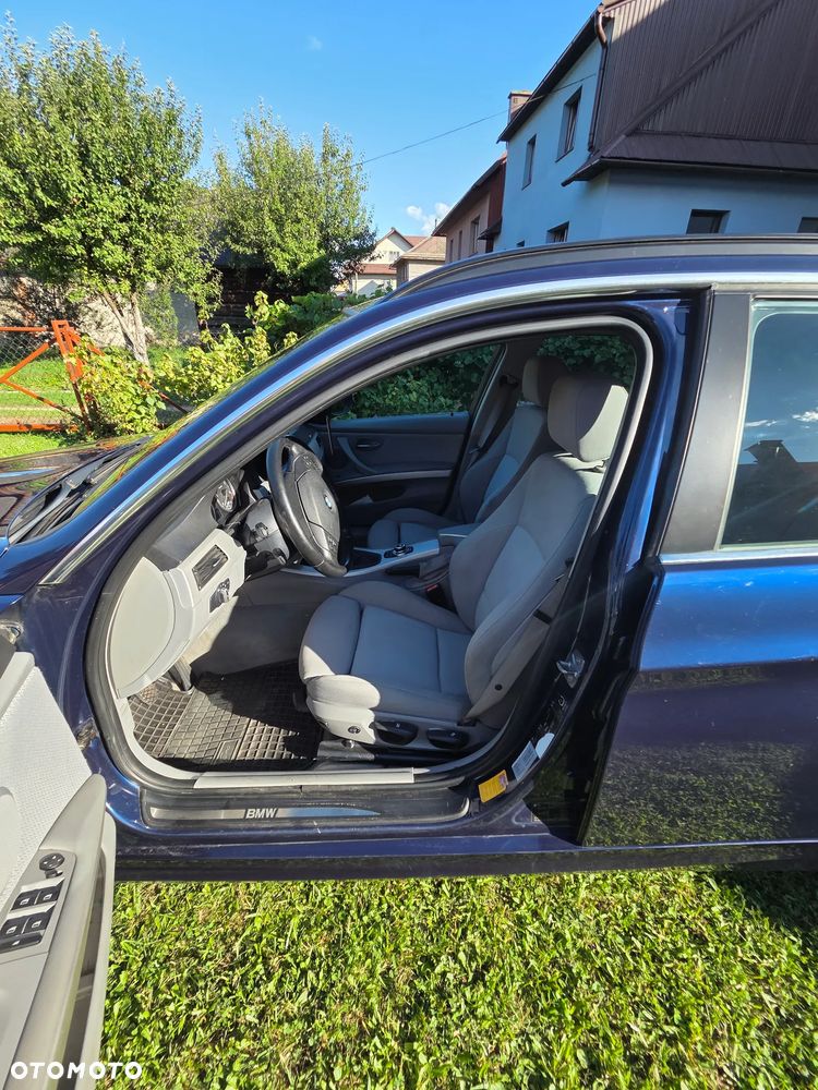 BMW Seria 3 330d - 8