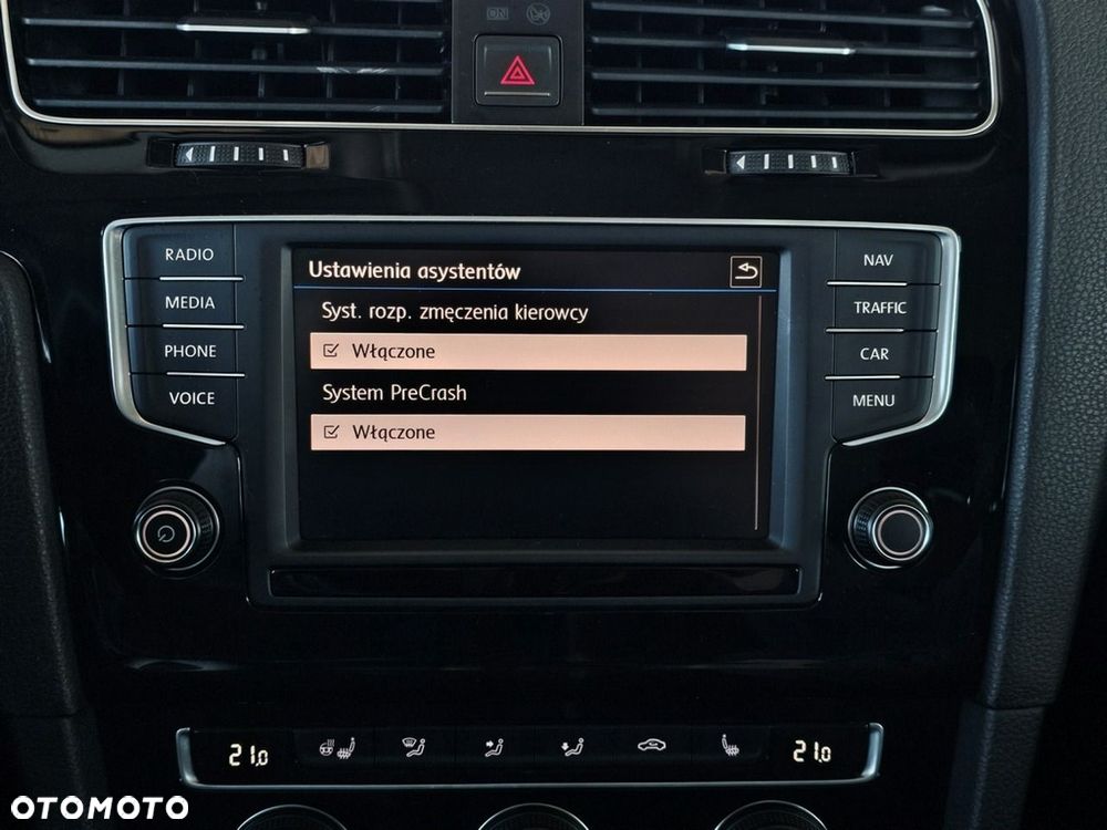 Volkswagen Golf Variant - 24