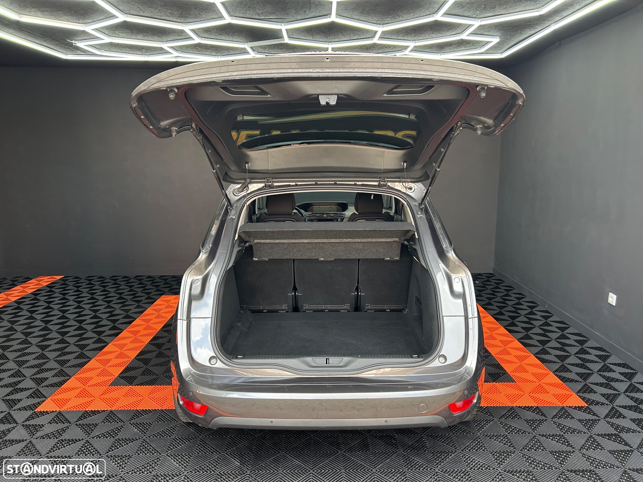 Citroën C4 Spacetourer BlueHDi 120 Stop&Start SELECTION - 28