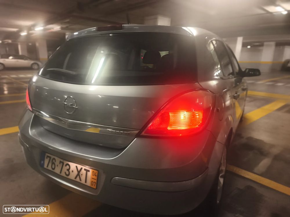 Opel Astra 1.7 CDTI Cosmo M5 - 18