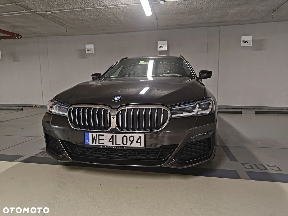 BMW Seria 5 520d xDrive - 32