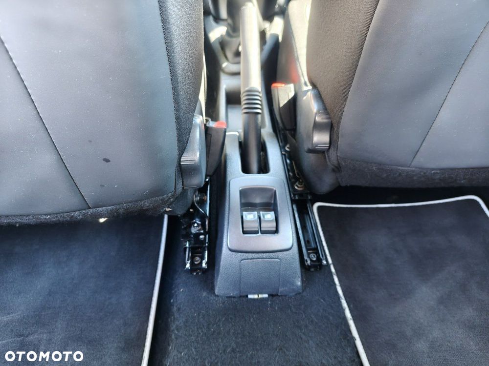 Dacia Sandero Stepway dCi 90 Ambiance - 23