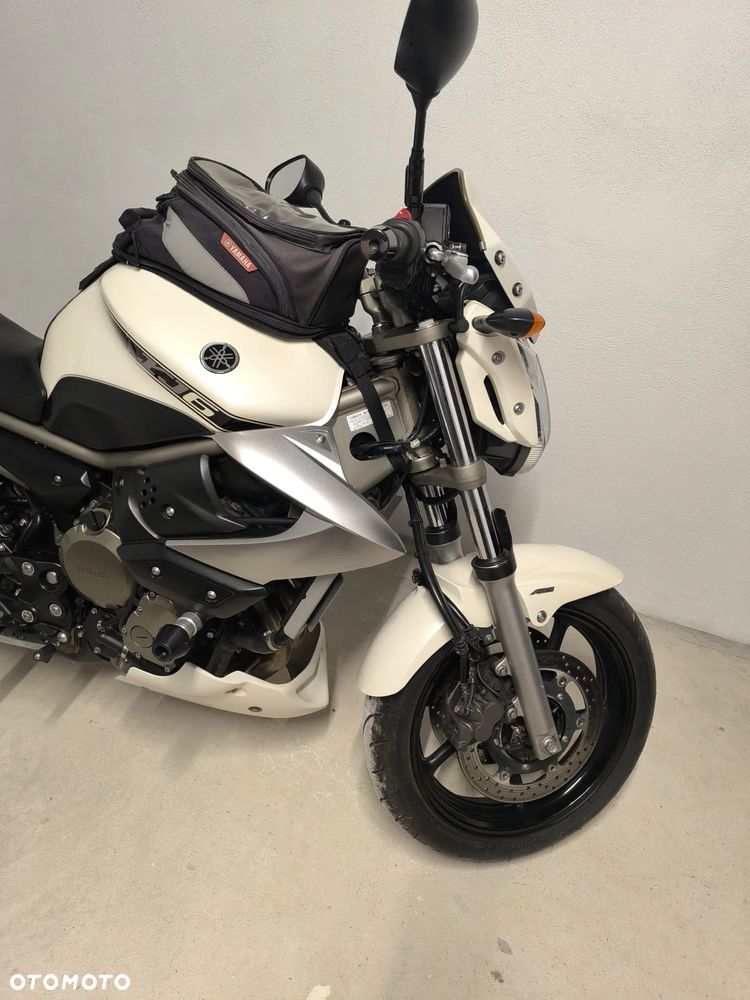 Yamaha XJ - 18