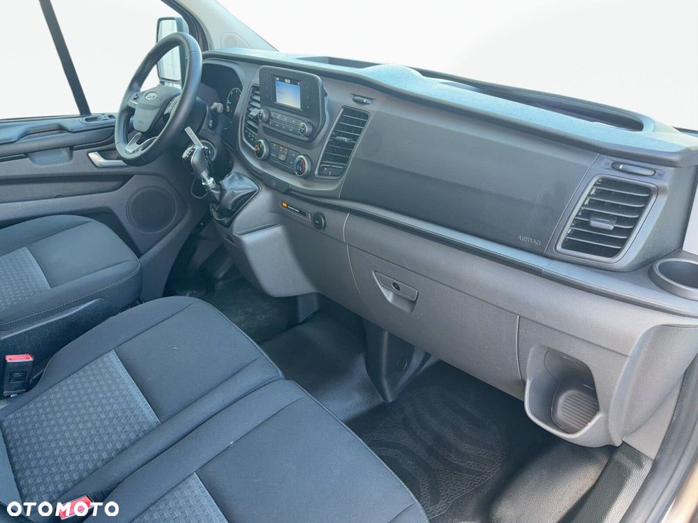Ford Transit Custom - 12
