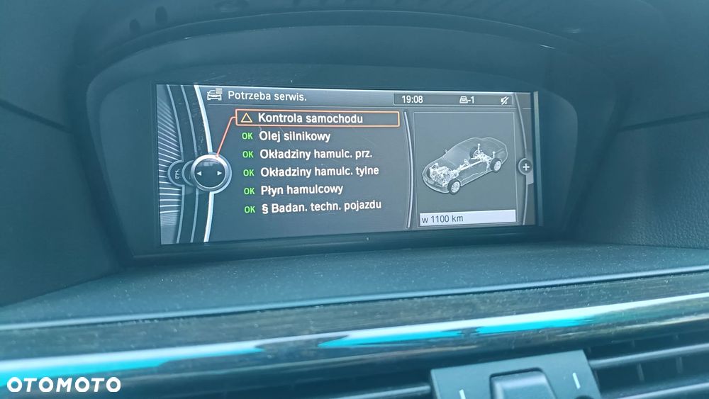 BMW Seria 5 540i - 21