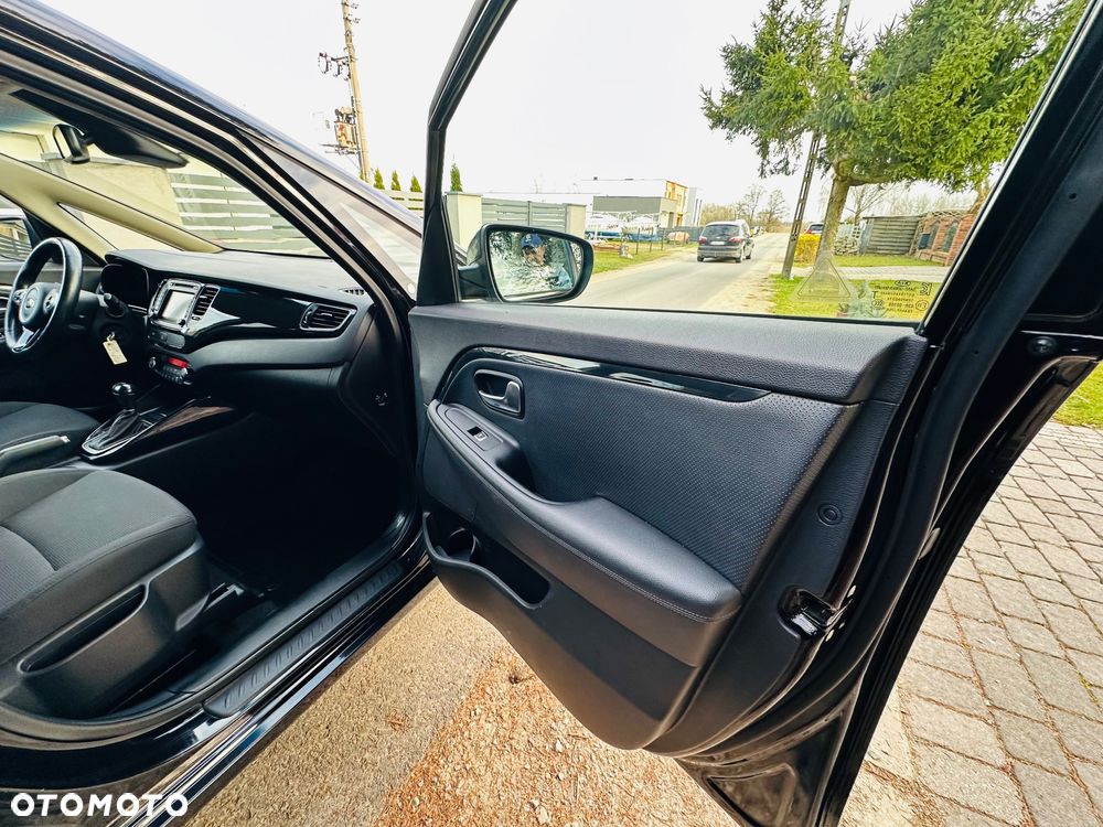 Kia Carens 1.7 CRDi Business Line 7os 7DCT - 16