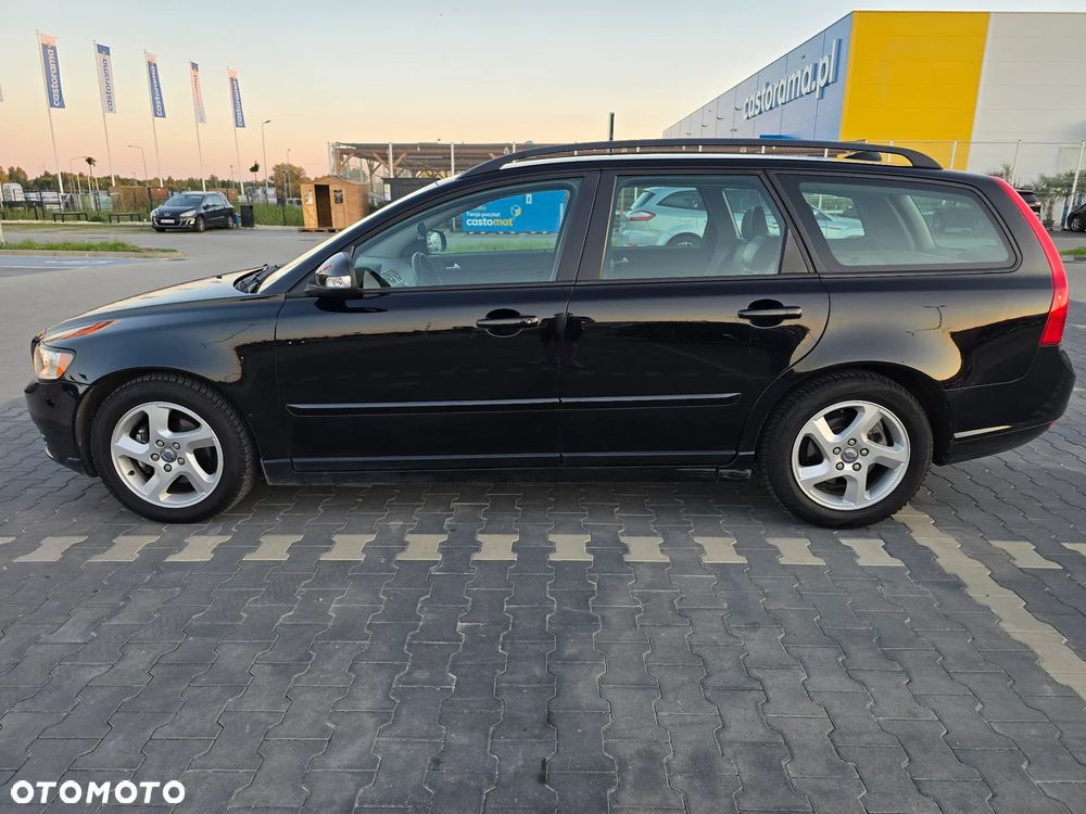 Volvo V50 D2 - 10