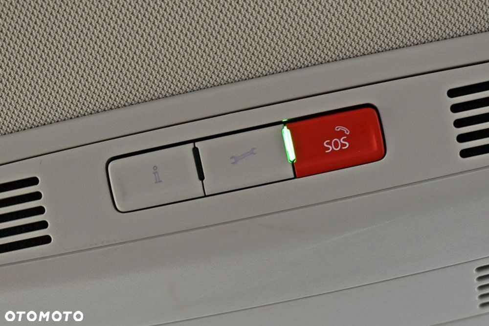 Volkswagen T-Roc 1.0 TSI Advance - 26