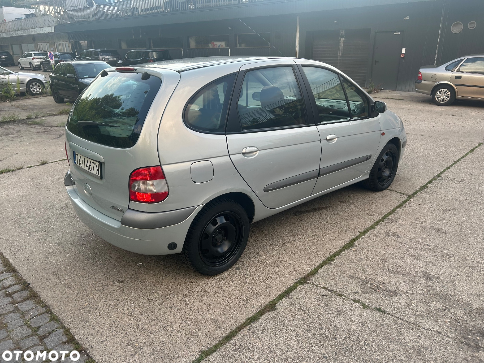 Renault Scenic 1.6 16V EXpression - 10