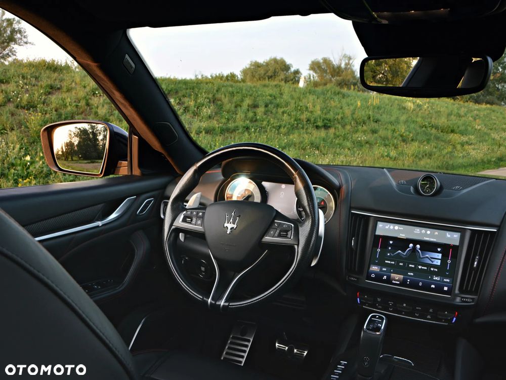 Maserati Levante S Q4 GranSport - 29