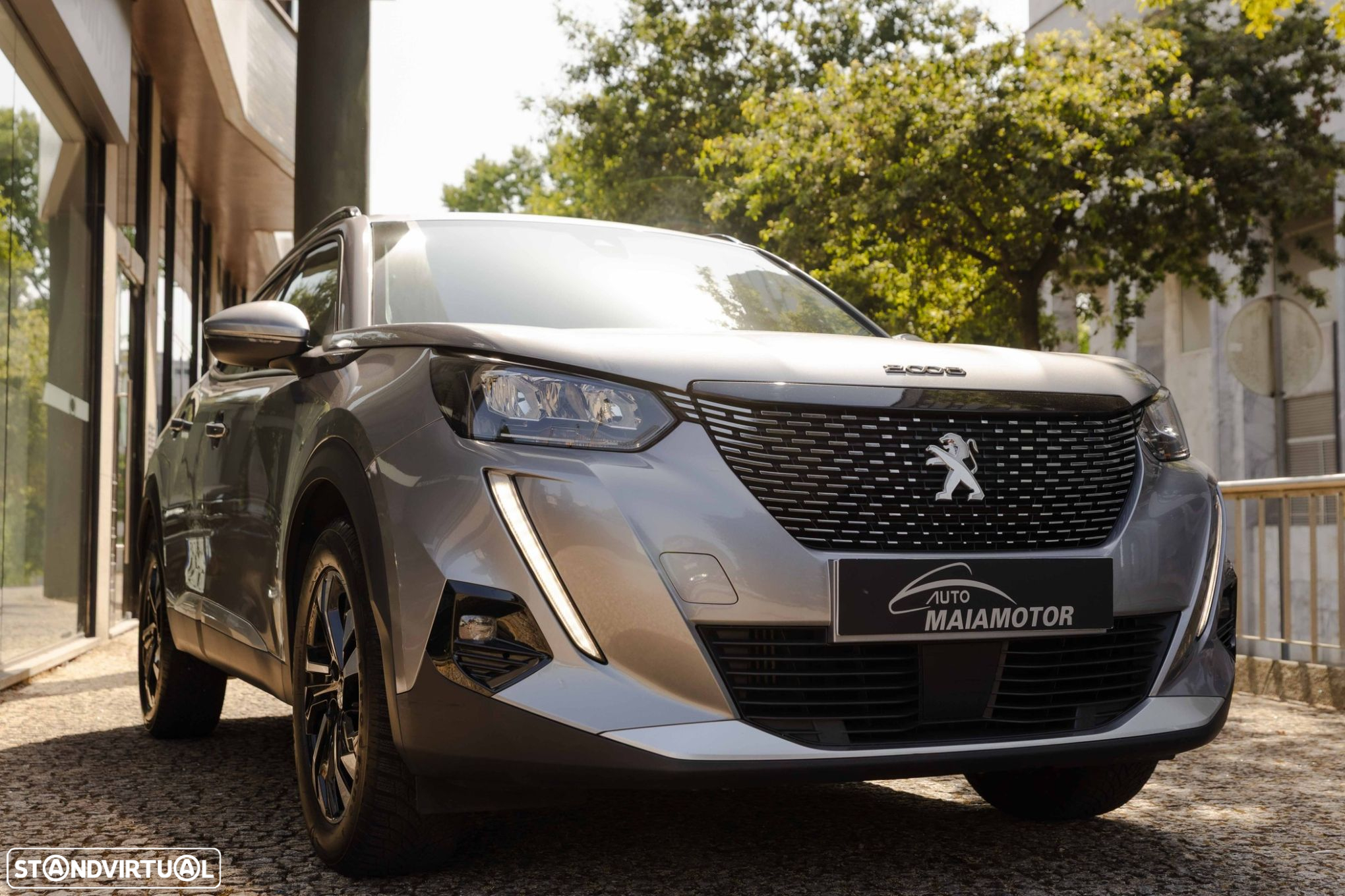 Peugeot 2008 1.2 PureTech Allure - 5