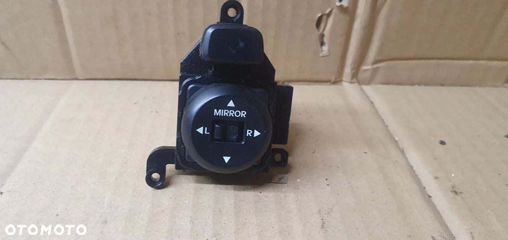 Przełącznik regulacji lusterek Hyundai I30 I - 1