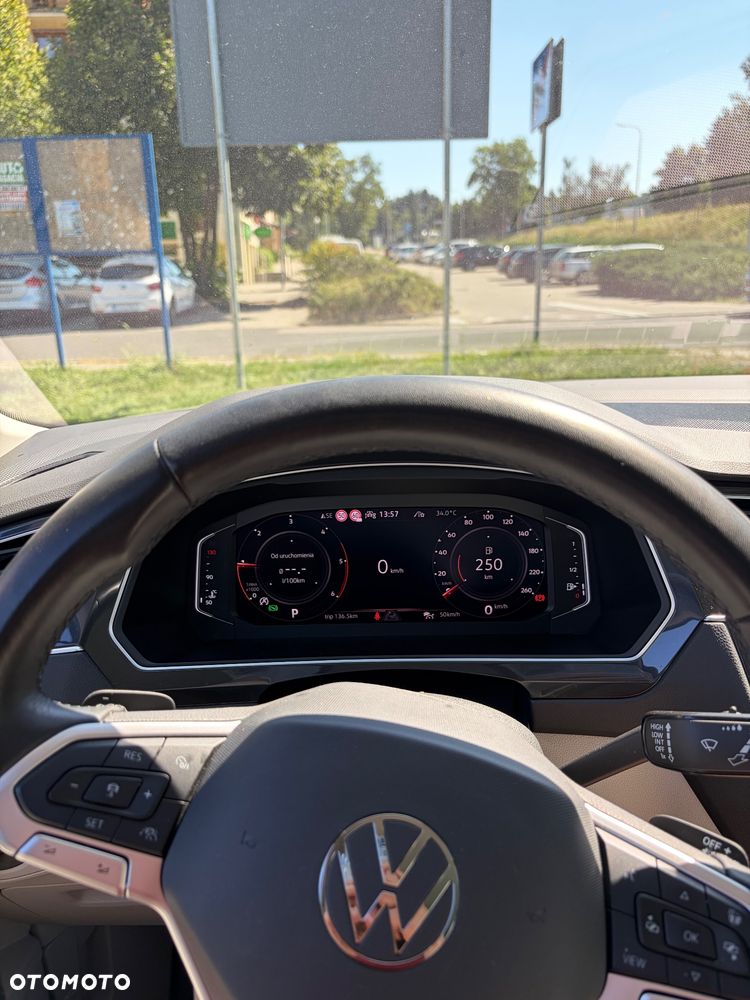 Volkswagen Tiguan 2.0 TDI SCR 4Mot Active DSG - 16