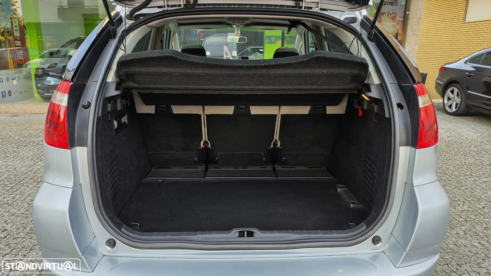 Citroën C4 Picasso 1.6 HDi Exclusive CMP6 - 16
