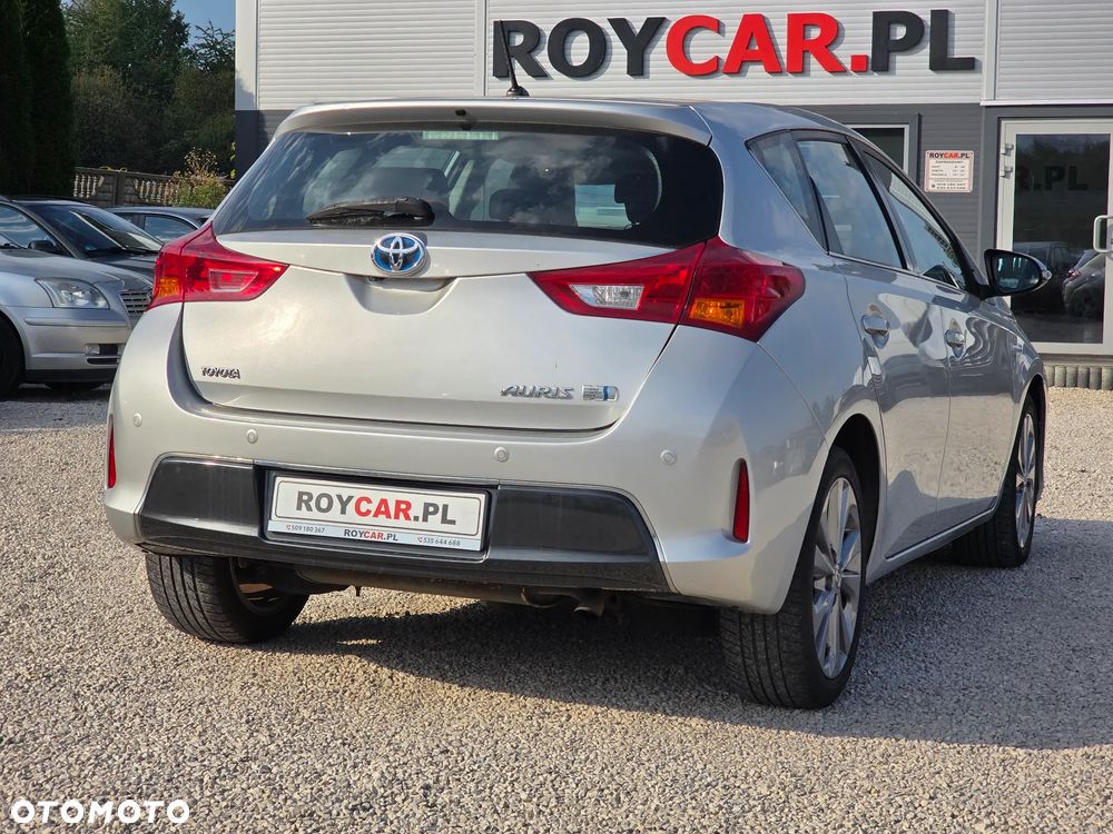 Toyota Auris - 12