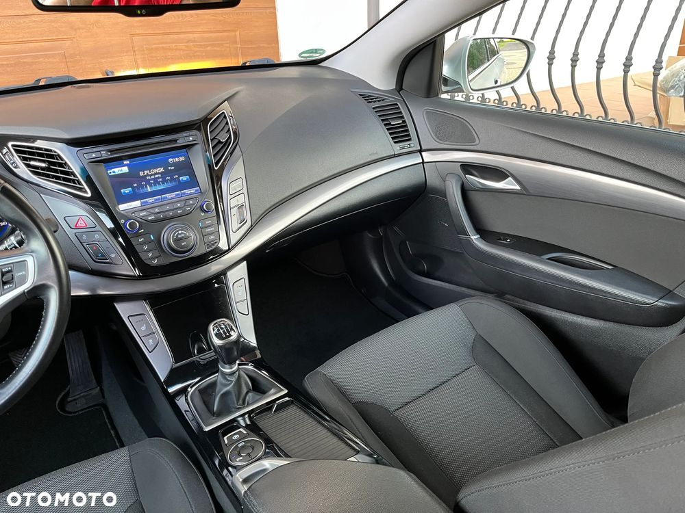 Hyundai i40 i40cw 1.7 CRDi 5 Star Edition - 16